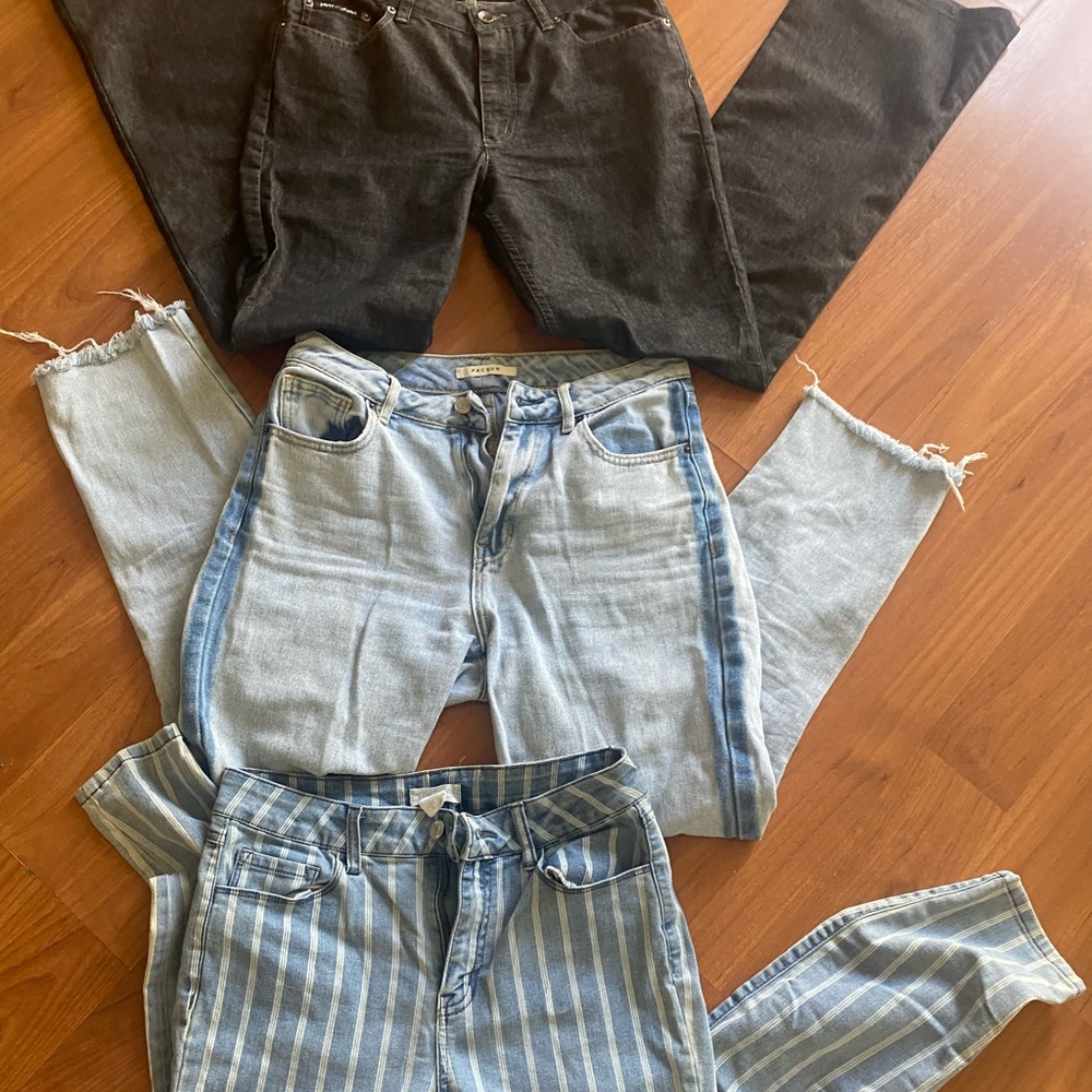 3 pairs women’s jeans